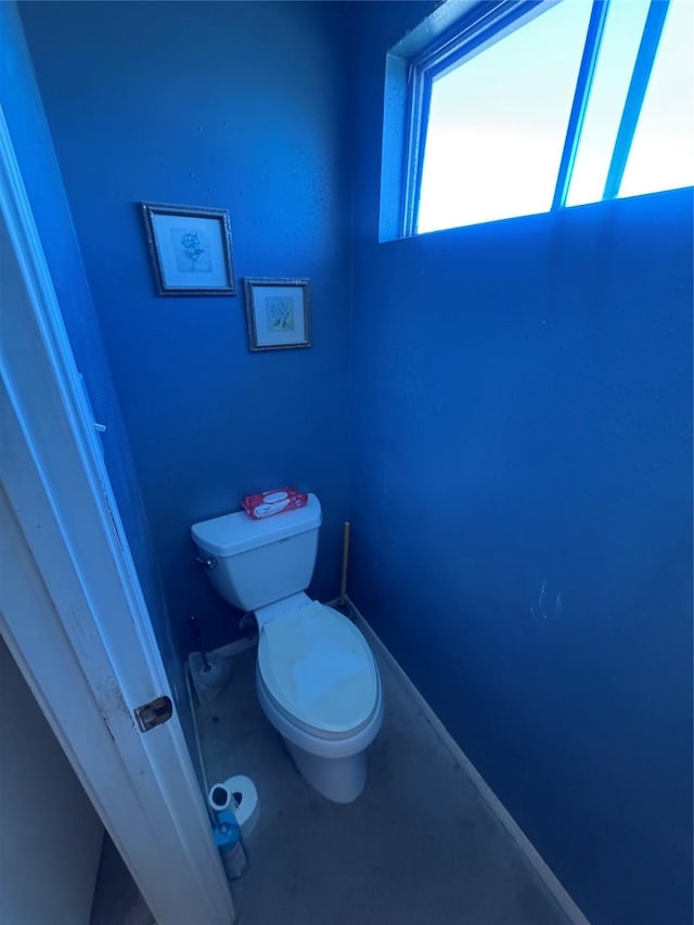 bathroom featuring toilet