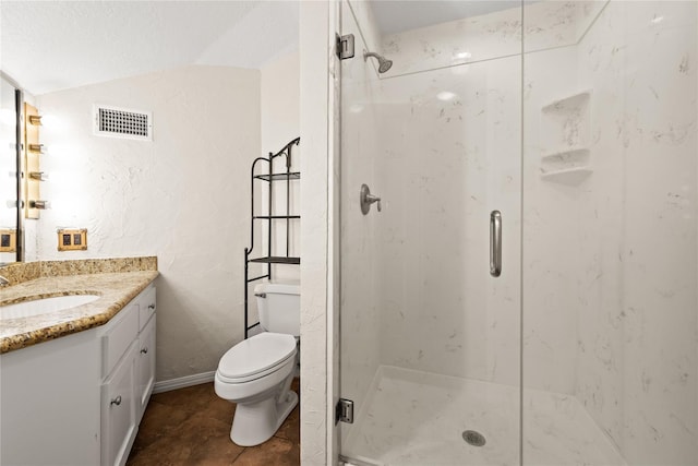 full bathroom with visible vents, a shower stall, toilet, and vaulted ceiling