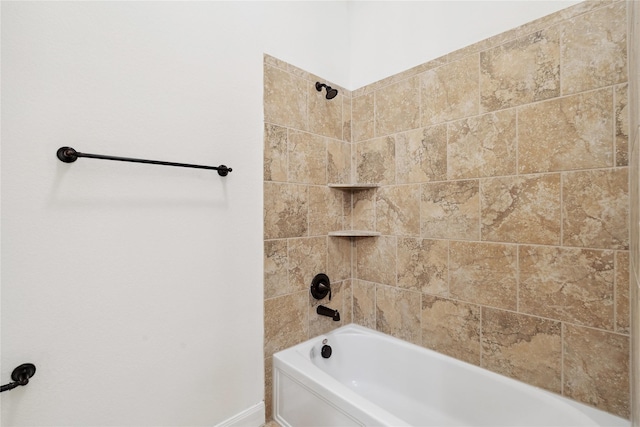 8022 Duncan Ranch Ln, Richmond, TX 77407 - full bathroom with shower / bathtub combination and baseboards