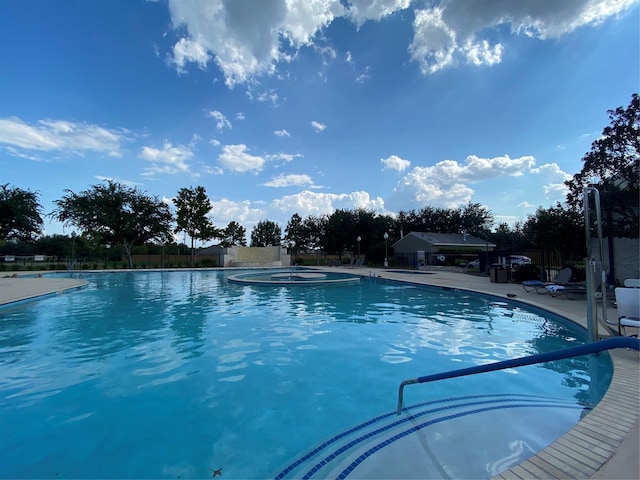 pool with fence