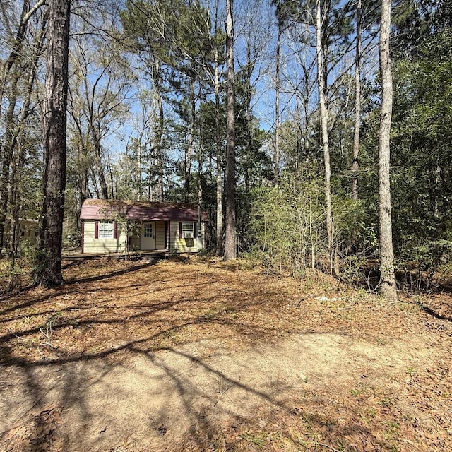 Listing photo 3 for 2224 Hillbilly Heaven Rd, Livingston TX 77351