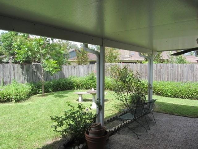 view of yard featuring a fenced backyard