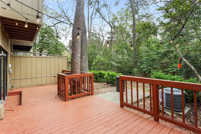 148 Sugarberry Cir, Houston, TX 77024 - deck featuring central air condition unit