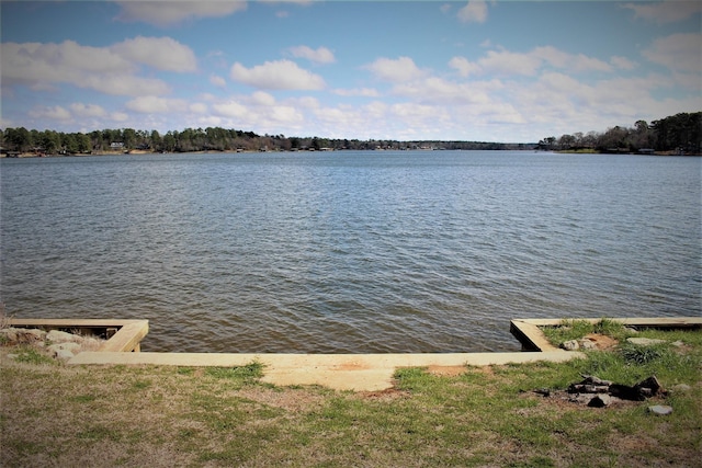 225 Dailey Rd, Crockett, TX 75835