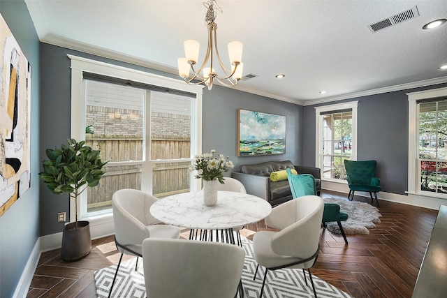 dining space featuring visible vents, baseboards, a chandelier, ornamental molding, and recessed lighting