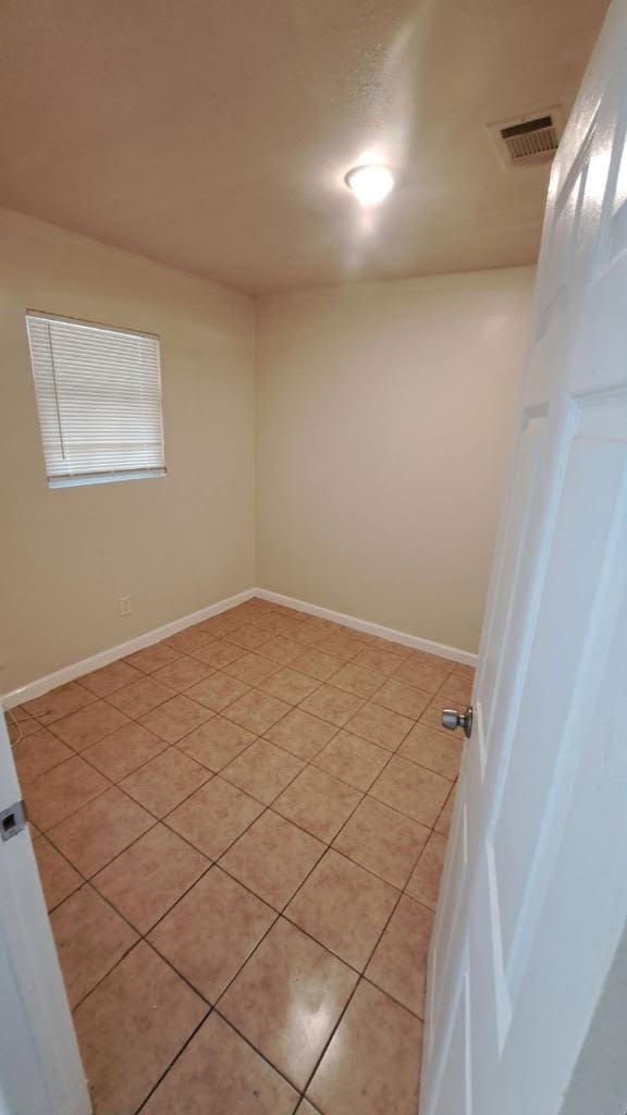 13703 Segrest Dr, Houston, TX 77047 - photo 3