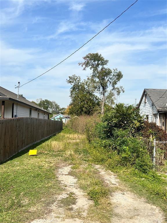 0 Mcdaniel St, Houston TX, 77022 land for sale