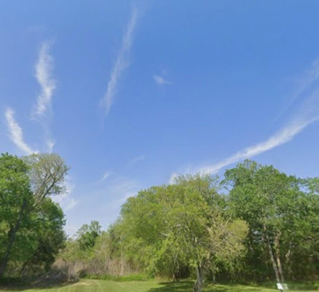 000 Selkirk Cir, Matagorda, TX 77414