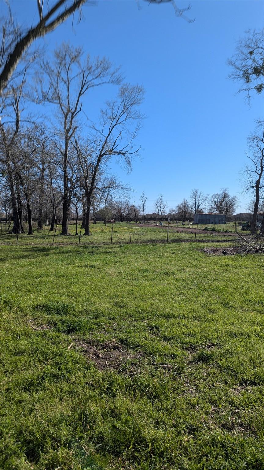 4531 11th St, Brookshire, TX 77423