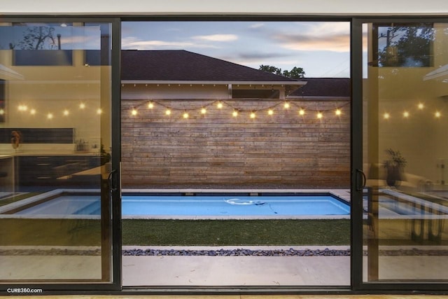 1035 Rutland St, Houston, TX 77008 - detailed view of a pool