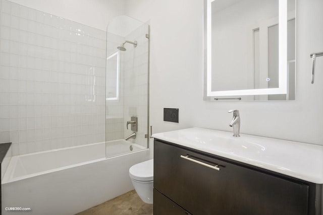 1035 Rutland St, Houston, TX 77008 - bathroom featuring vanity, toilet, and bathing tub / shower combination