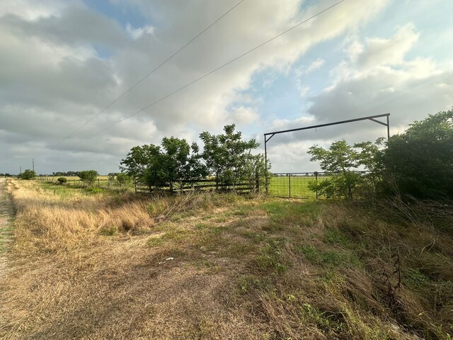 889 Old Columbus Rd N, Sealy, TX 77474