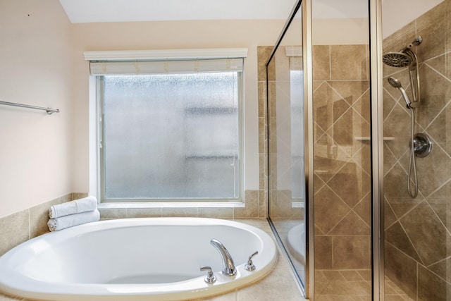 155 Forest Heights Ln, Montgomery, TX 77316 - bathroom with a bath and a shower stall