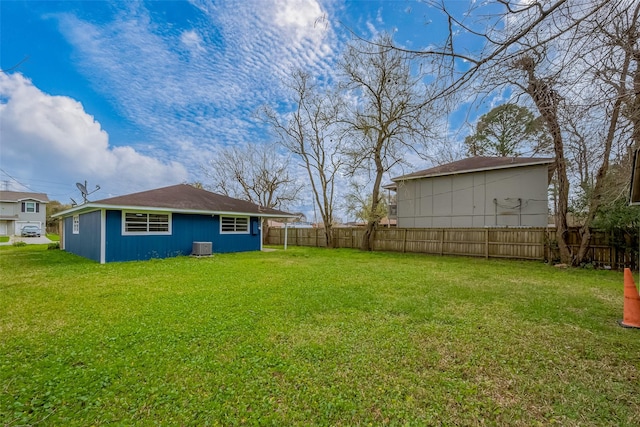 view of yard featuring fence