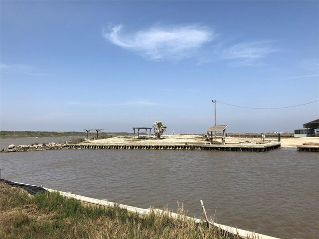 1228 Van Sant, Gilchrist, TX 77617