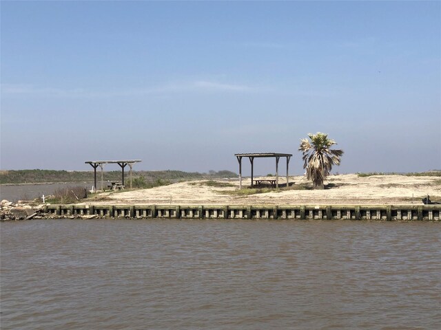 1228 Van Sant, Gilchrist, TX 77617