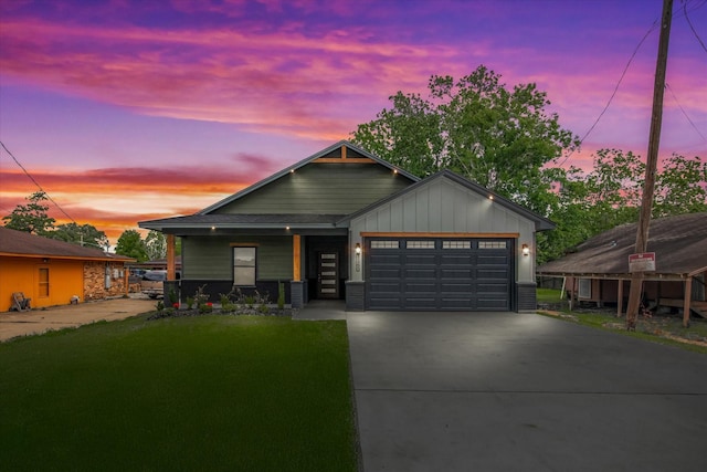 3160 Saint James Blvd, Beaumont, TX 77705 - view of front of property featuring driveway, a garage, covered porch, and a front yard