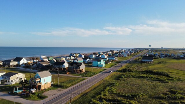 206 Nesmith Pl, Surfside Beach, TX 77541
