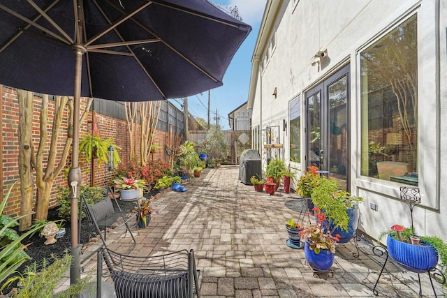 view of patio featuring a fenced backyard