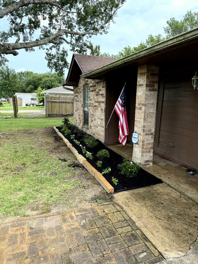 2306 Heather St, Highlands, TX 77562 - photo 2