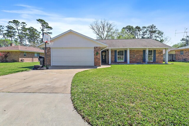 12404 Old River Dr, Mont Belvieu, TX 77523 - photo 1