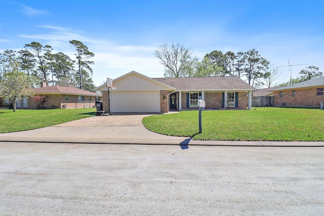 12404 Old River Dr, Mont Belvieu, TX 77523 - photo 2