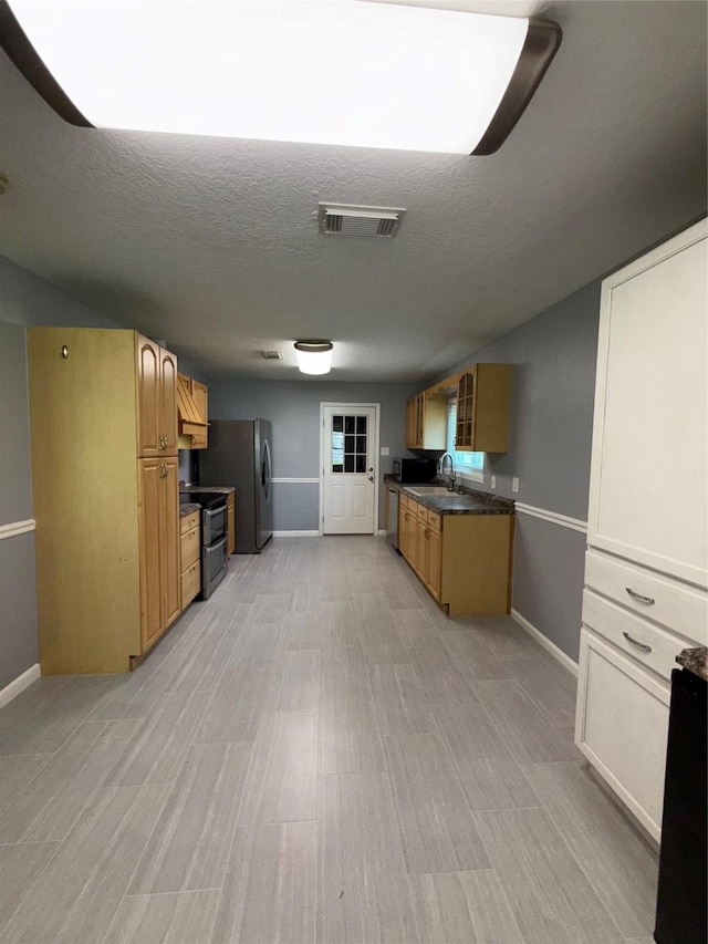 12404 Old River Dr, Mont Belvieu, TX 77523 - photo 14