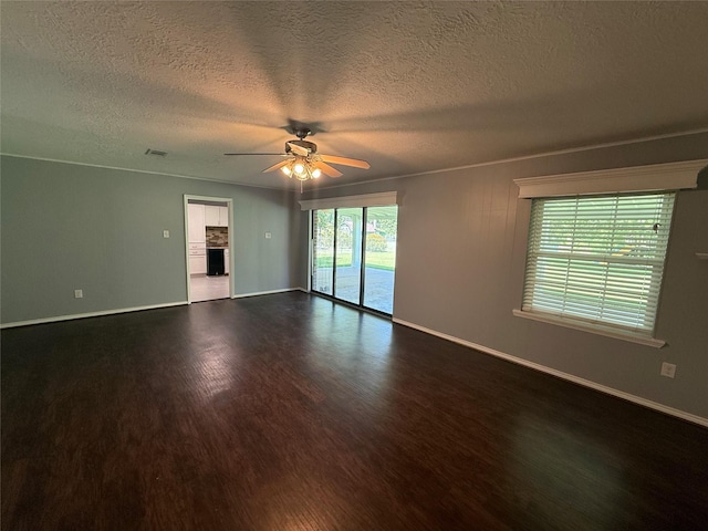 12404 Old River Dr, Mont Belvieu, TX 77523 - photo 31