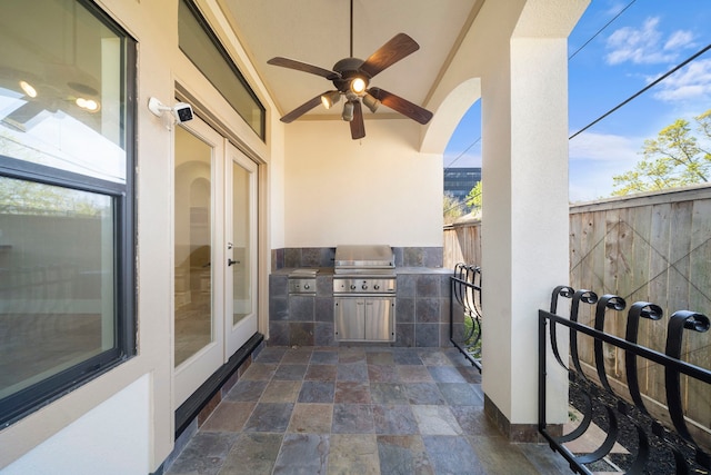 4628 Beech St, Bellaire, TX 77401 - balcony featuring ceiling fan