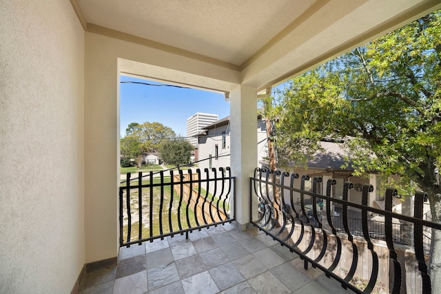 4628 Beech St, Bellaire, TX 77401 - view of balcony
