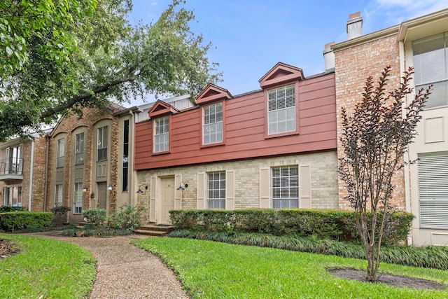 2323 Augusta Dr Unit 36, Houston, TX 77057 - view of property with a front lawn