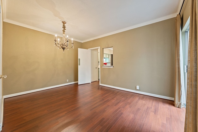 2323 Augusta Dr Unit 36, Houston, TX 77057 - unfurnished room with a chandelier, dark wood finished floors, crown molding, and baseboards