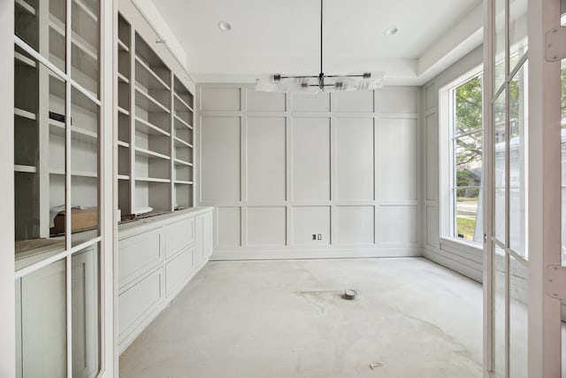 2244 N Blvd, Houston, TX 77098 - unfurnished room featuring a decorative wall