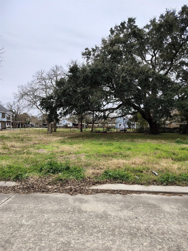125 Bay Shore Dr, La Porte, TX 77571 - photo 7