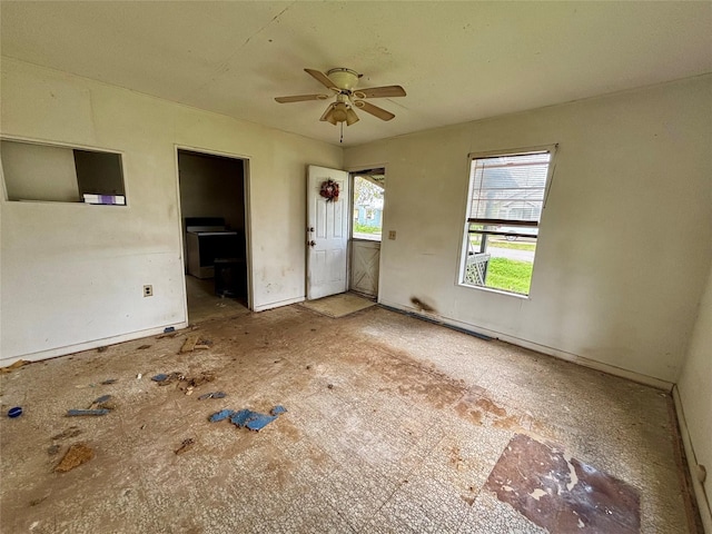 100 Upton Ln, Brazoria, TX 77422 - unfurnished room with ceiling fan