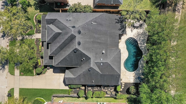5206 Briarwick Meadow Ln, Sugar Land, TX 77479 - view of subject property with a pool area