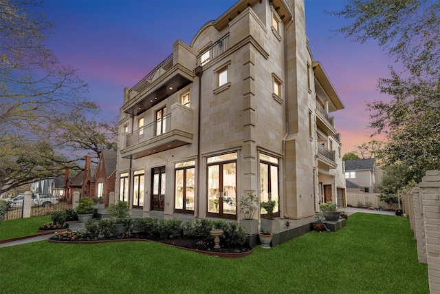 2247 Bartlett St, Houston, TX 77098 - rear view of house with a balcony