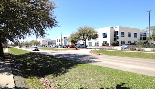 1835 S Cherry St, Tomball, TX 77375