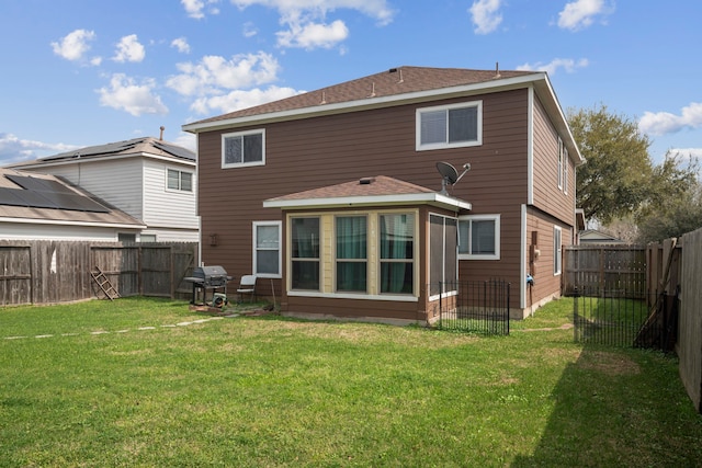 1118 Desert Palms Ln, Rosenberg, TX 77471 - rear view of property with a shingled roof