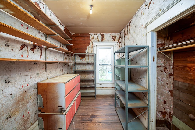406 7th St, Sealy, TX 77474 - view of storage area
