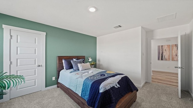 13913 Bahia Bay, Texas City, TX 77591 - carpeted bedroom with baseboards