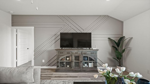 13913 Bahia Bay, Texas City, TX 77591 - living area with wood finished floors and baseboards