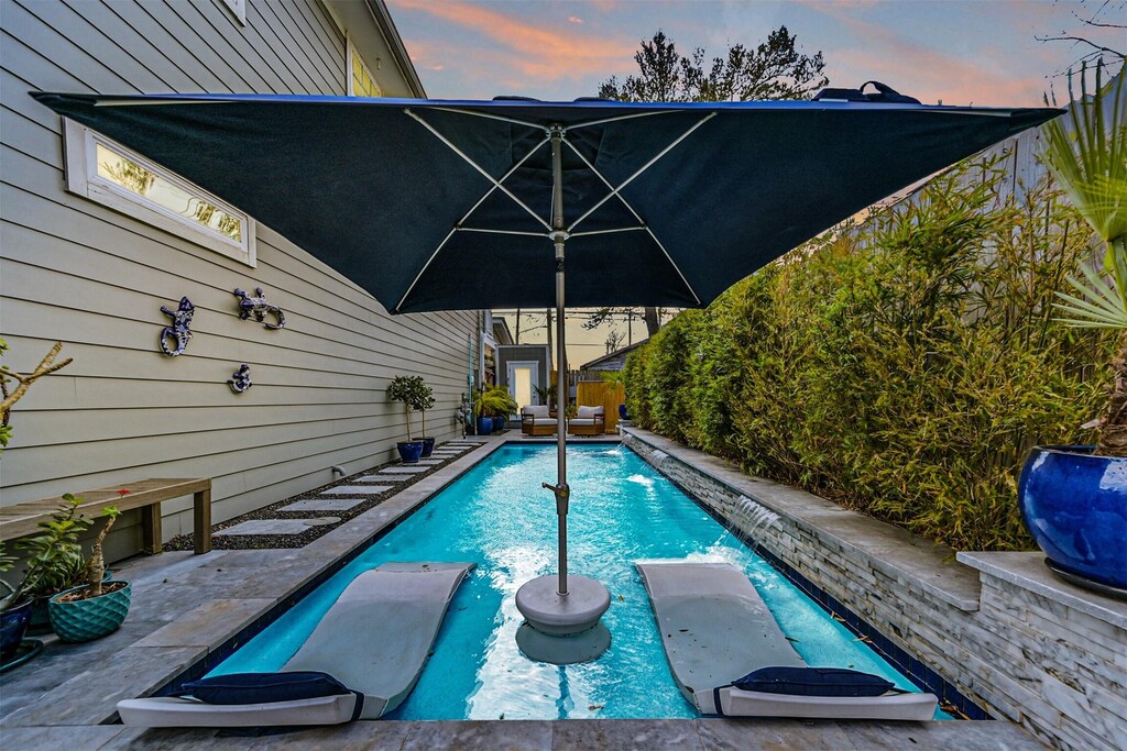 757 E 33rd St, Houston, TX 77022 - view of swimming pool with a fenced in pool and a patio area