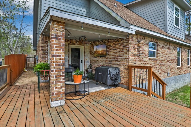 719 Tarpaulin Way, Crosby, TX 77532 - deck with grilling area and fence
