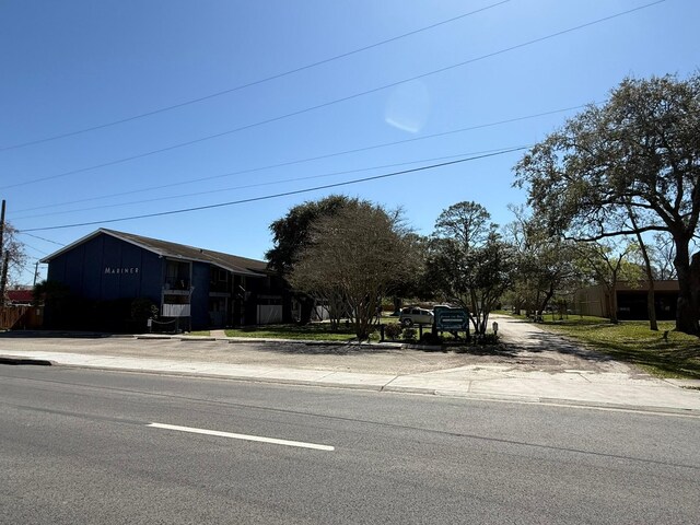 1101 E Main St, League City, TX 77573 - photo 6