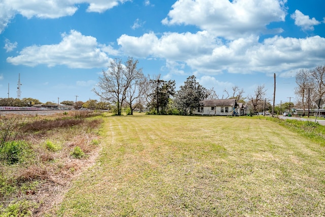204 Dyer Ave, Baytown, TX 77520 - photo 27
