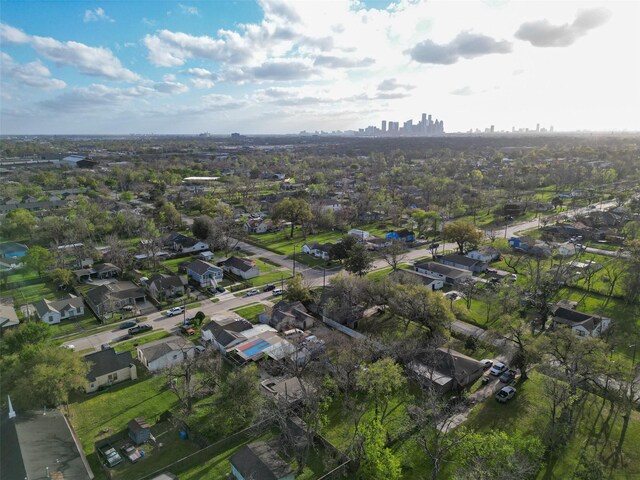 6009 Crane St, Houston, TX 77026 - bird's eye view with a residential view
