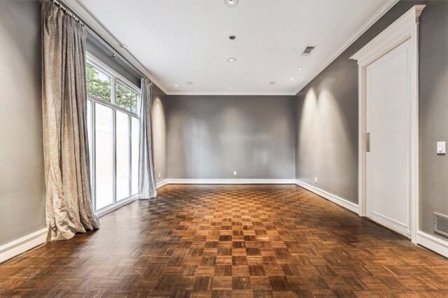 3126 Mid Ln, Houston, TX 77027 - unfurnished room with ornamental molding and recessed lighting