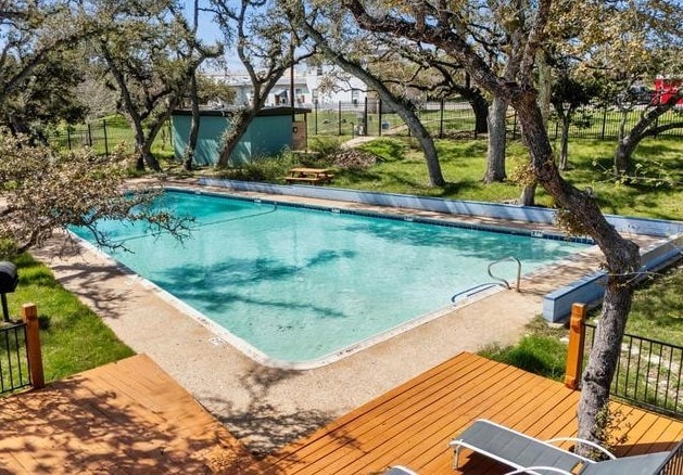 pool with fence