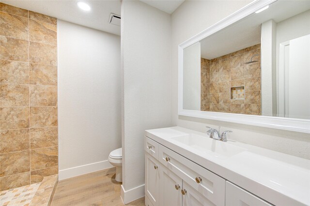 328 Meadow Wood Ct, League City, TX 77573 - photo 9